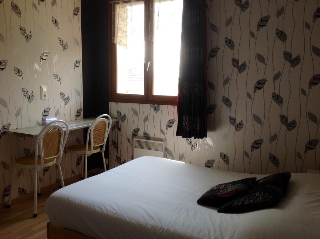Logis Auberge De La Plaine La Rothiere Phòng bức ảnh