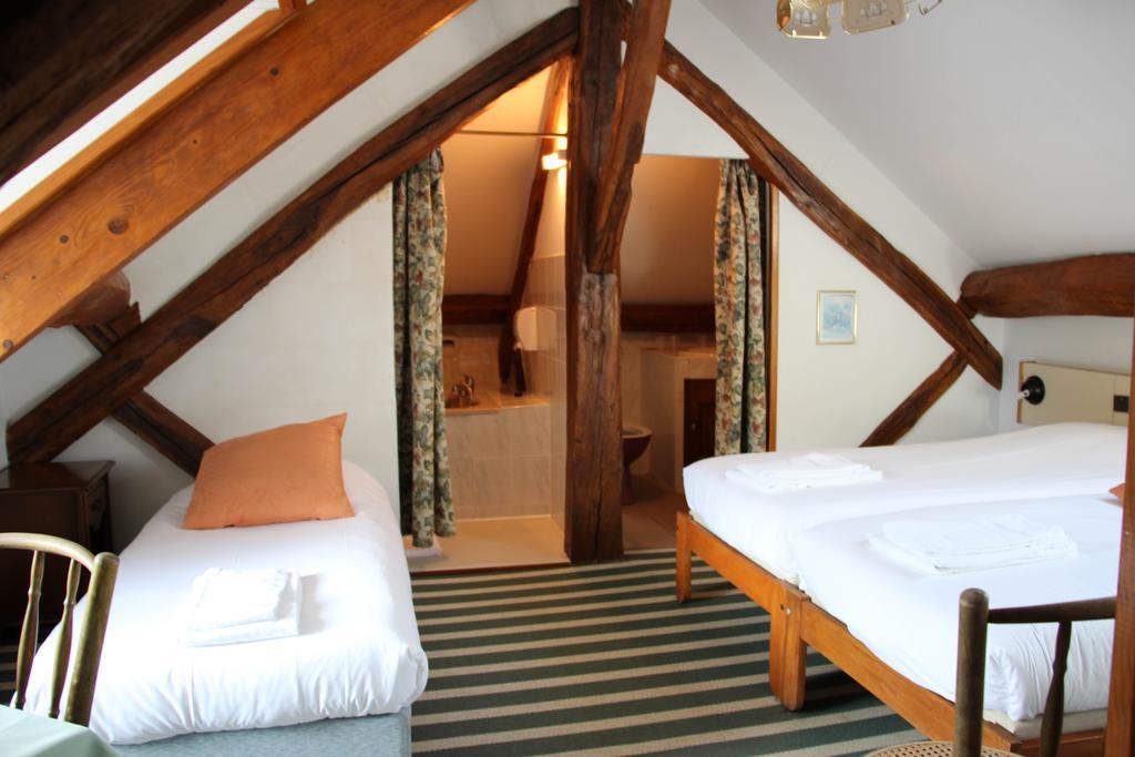 Logis Auberge De La Plaine La Rothiere Phòng bức ảnh