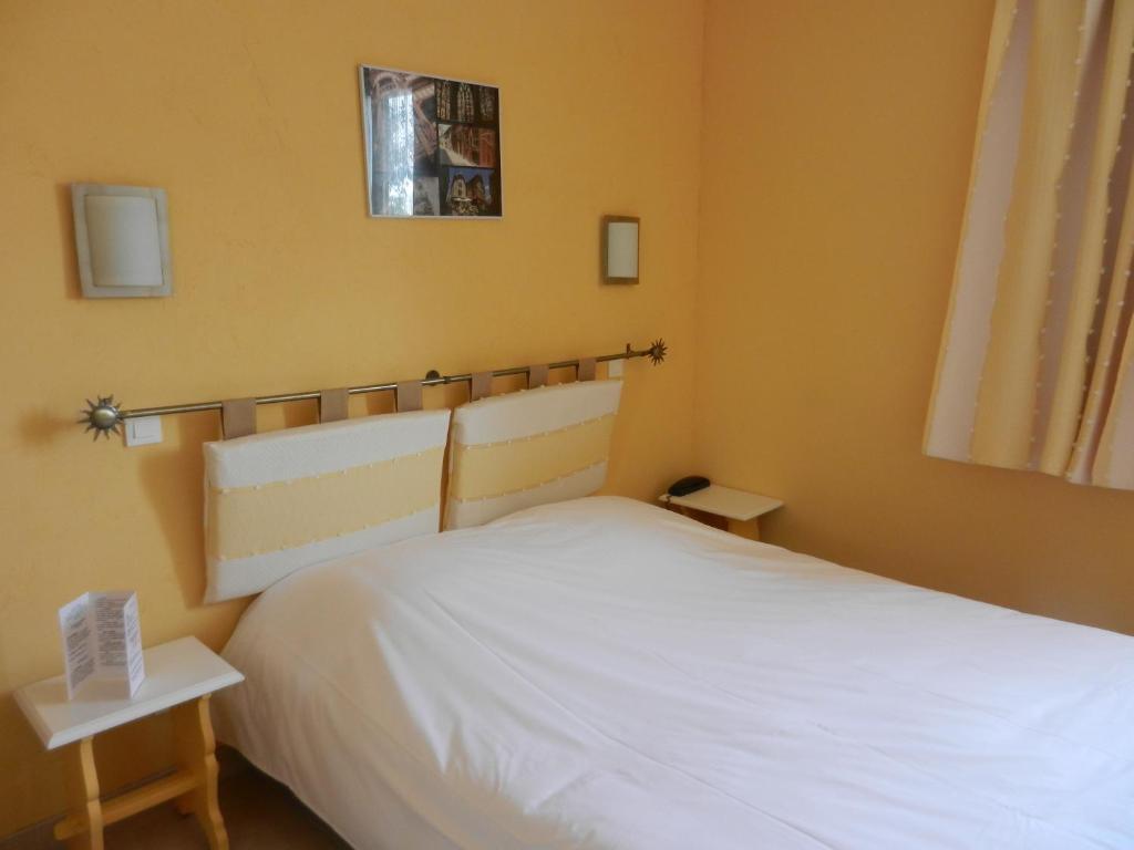 Logis Auberge De La Plaine La Rothiere Phòng bức ảnh