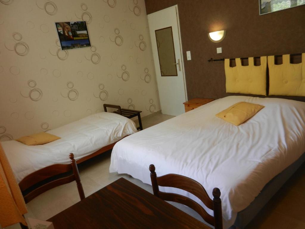 Logis Auberge De La Plaine La Rothiere Phòng bức ảnh
